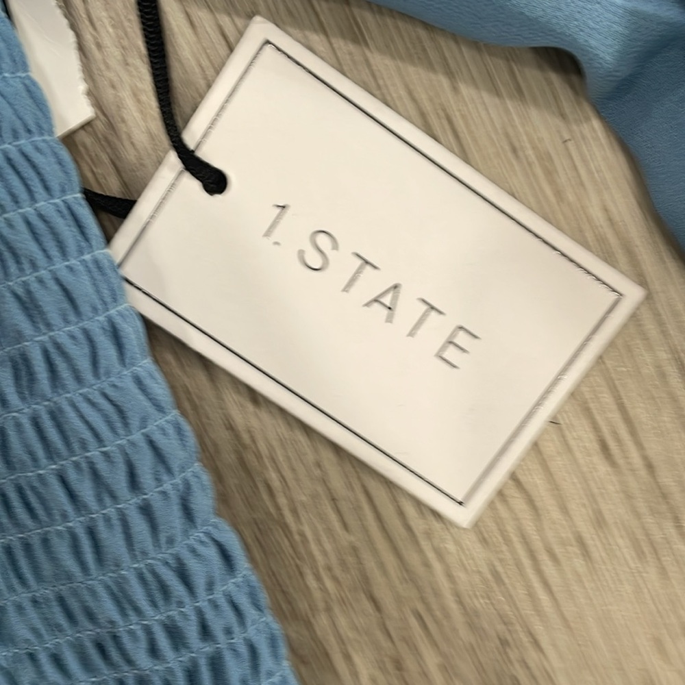 1.State blouse - Picture 3 of 4